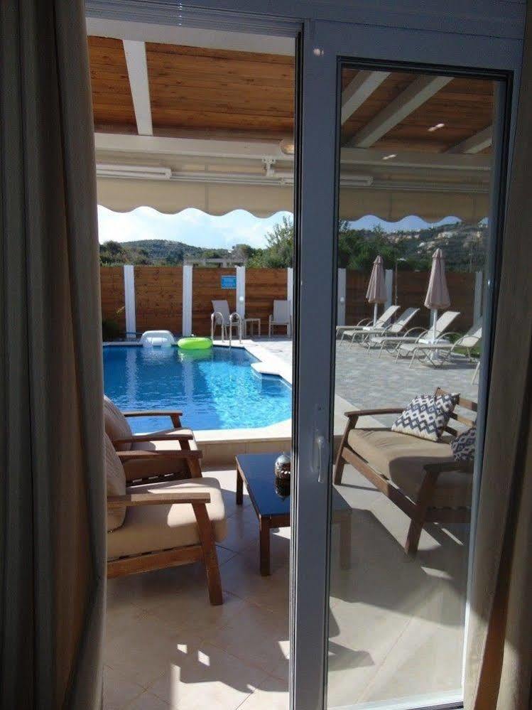 Villa Campos- Less Than 5-Min Walk To Kalivaki Beach Georgioupoli Ngoại thất bức ảnh